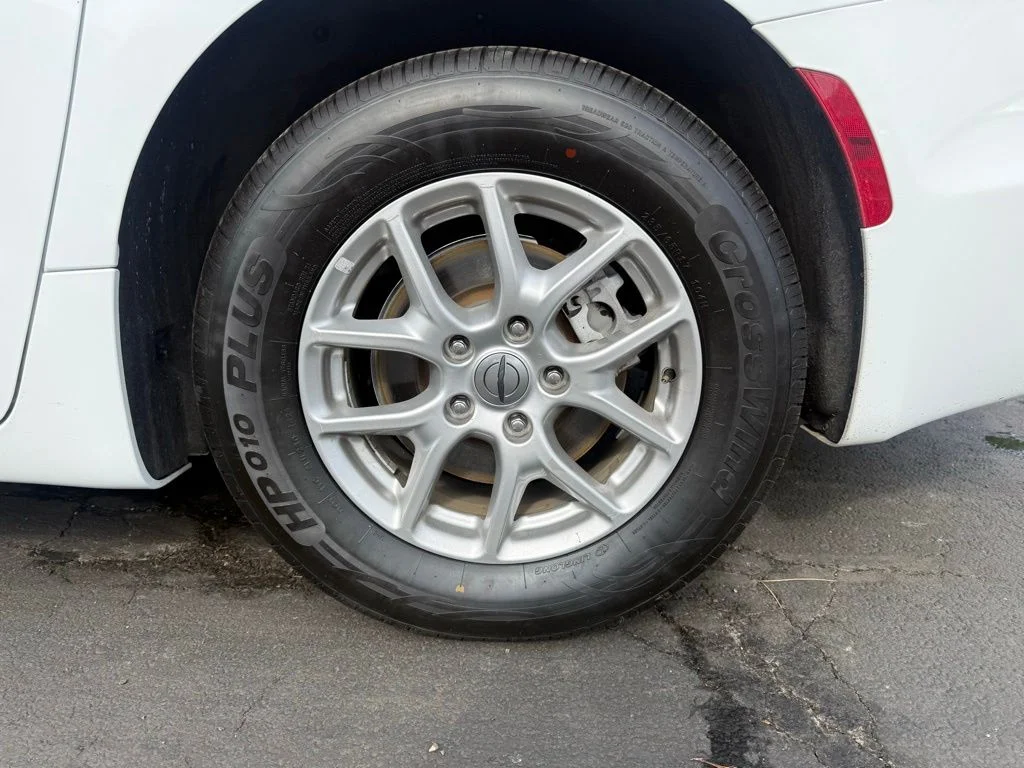 Certified Used 2023 White Chrysler Touring L image 33