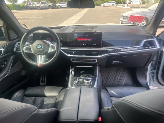 Used 2025 Gray BMW M60i image 11