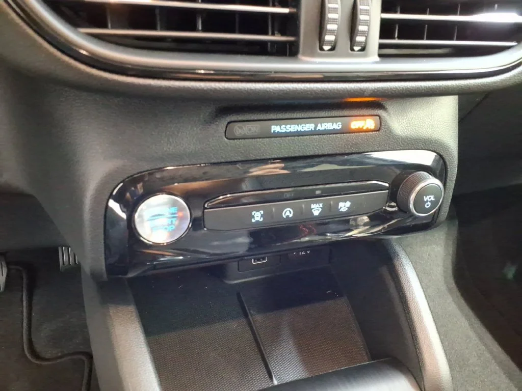 Certified Used 2026 Black Metallic Ford ST-Line image 21