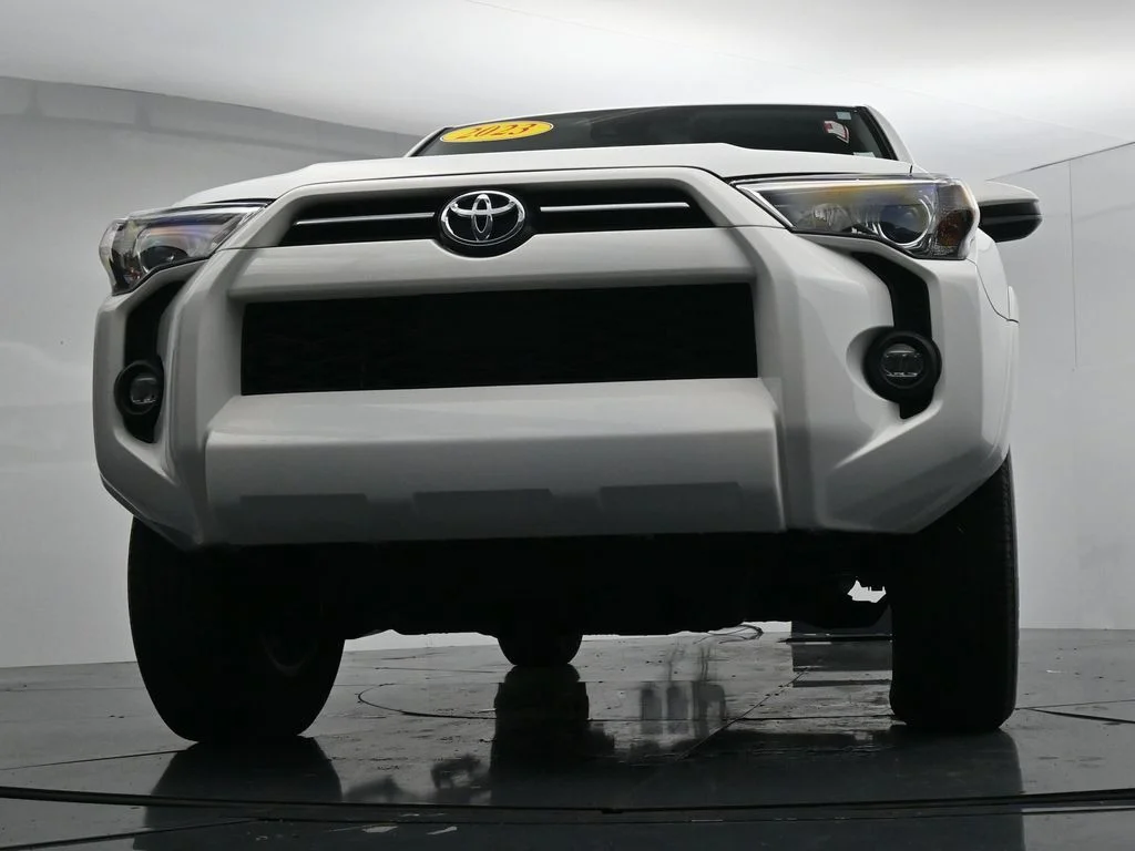 Used 2023 White Toyota SR5 image 29