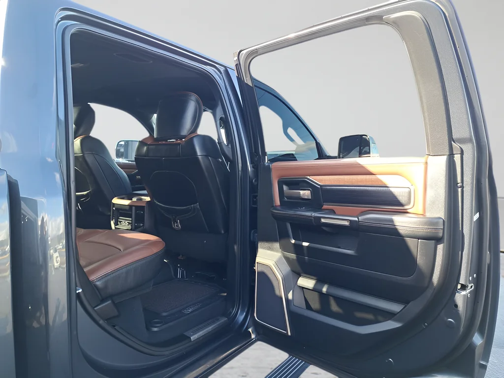 Used 2019 Gray Ram Laramie Longhorn image 13
