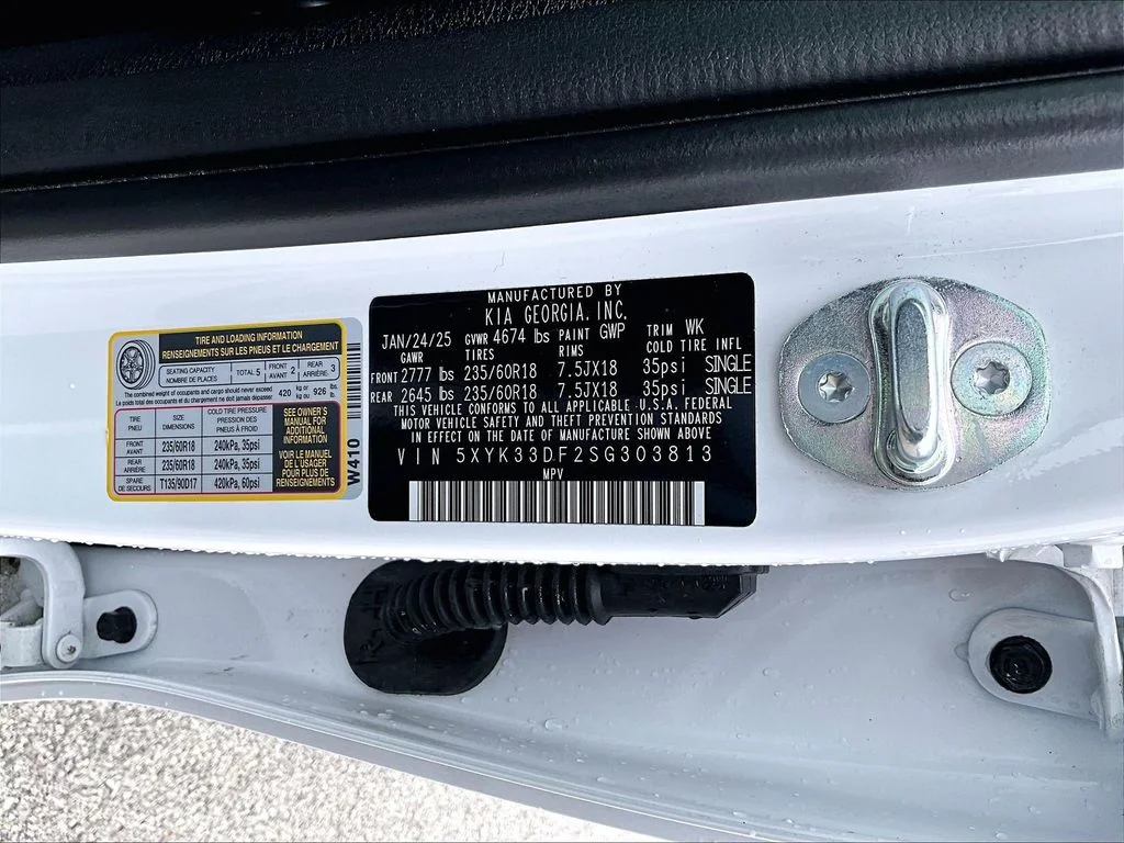 Used 2025 White Kia EX image 35