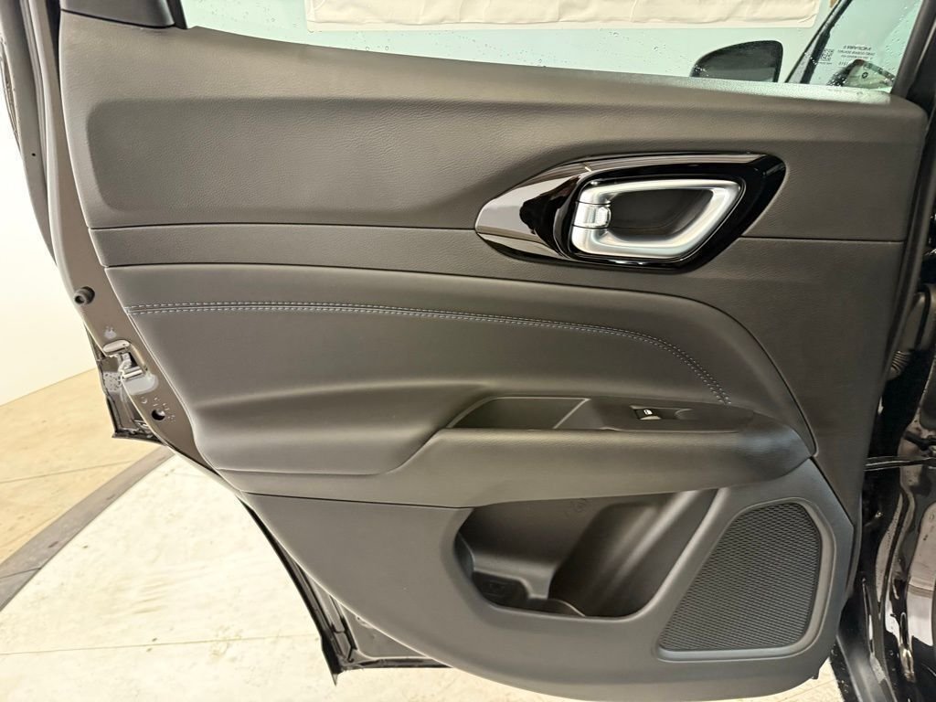 2026 Jeep Compass Latitude Altitude - Photo 12