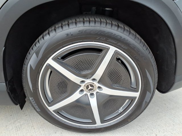 Certified Used 2025 Gray Mercedes-Benz 350 SUV image 24
