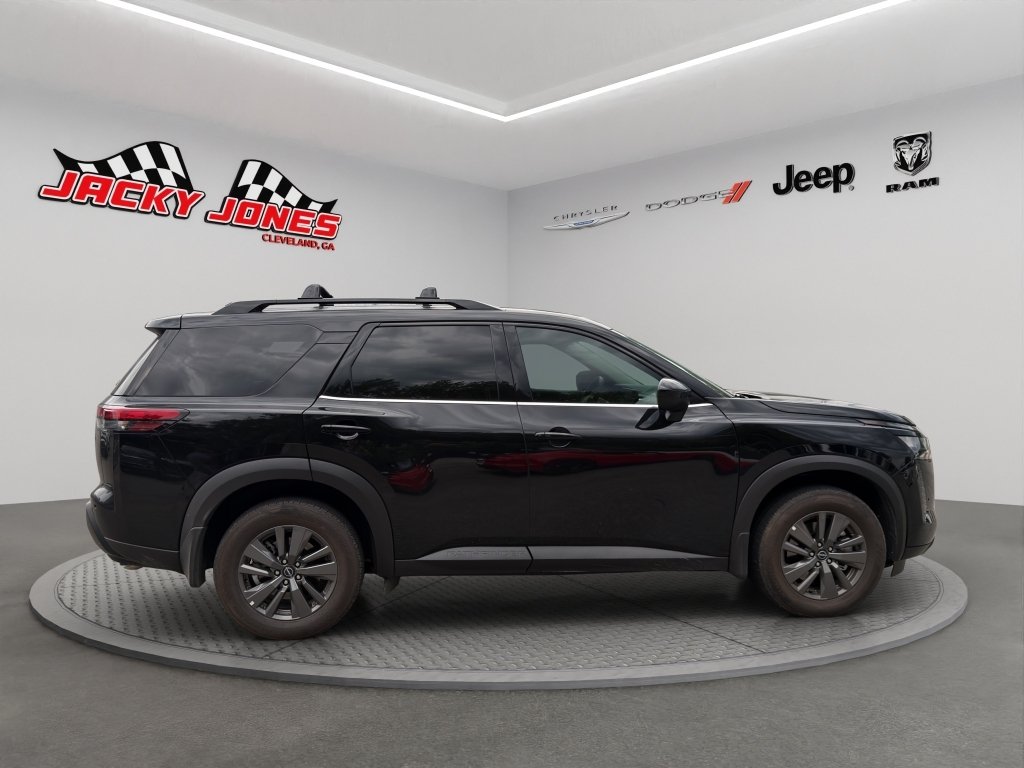 Used 2026 Super Black Nissan SV image 9