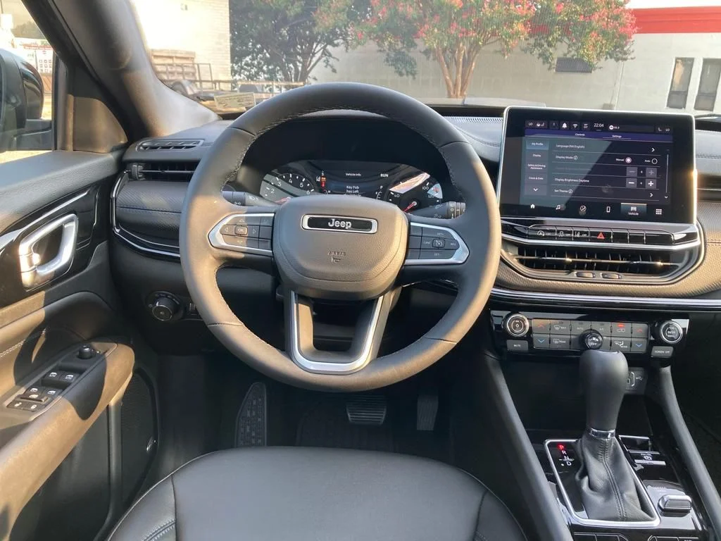 2025 Jeep Compass Latitude - Photo 14