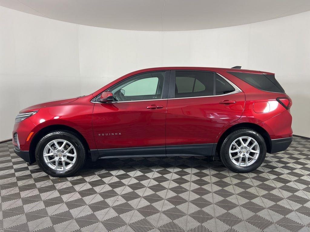 Used 2024 Radiant Red Chevrolet LT image 27