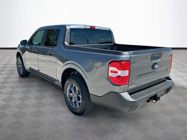 New 2026 Gray Metallic Ford XLT image 4