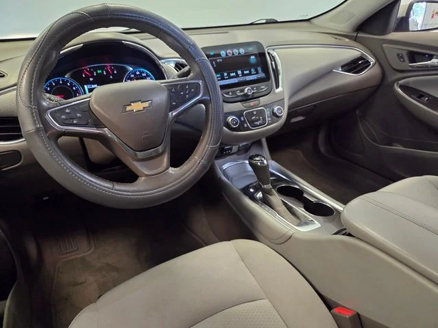 Used 2016 Silver Chevrolet LT image 14