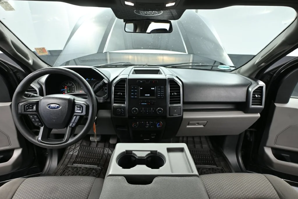 Used 2017 Black Ford XLT image 19