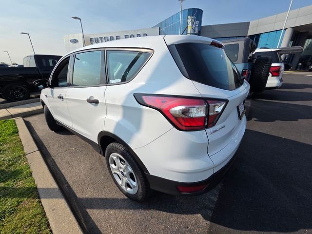 Used 2017 White Ford S image 3