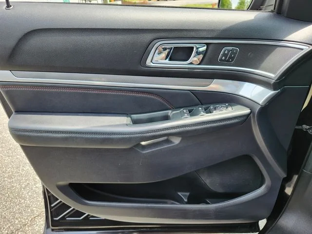 Used 2019 Black Ford Sport image 40