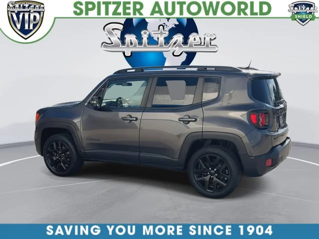 Used 2017 Gray Jeep Latitude image 7