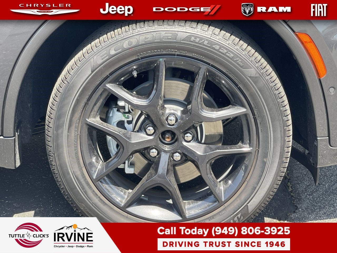 New 2026 Vapor Gray Exterior Paint Dodge GT HEMI V8 image 10
