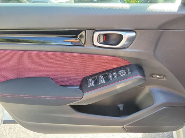 Used 2024  Honda Base image 21