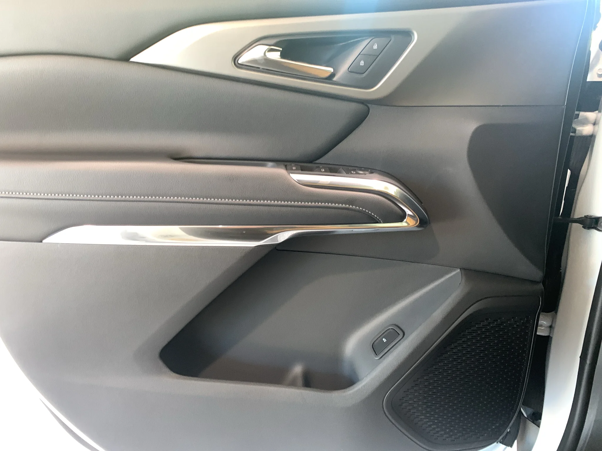 2027 Chevrolet Traverse LT - Photo 29