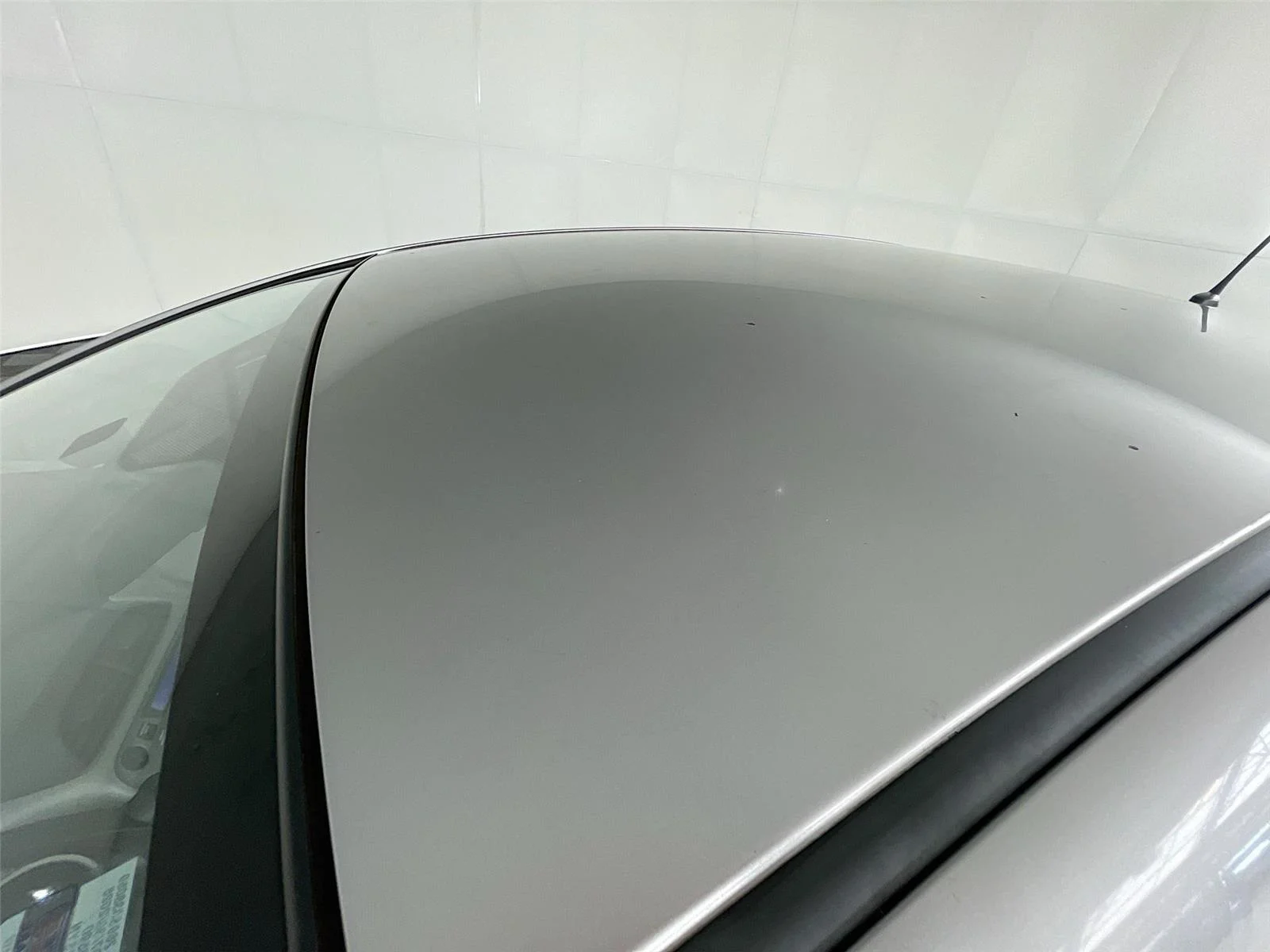 Used 2009 Storm Silver Metallic Honda BASE image 11