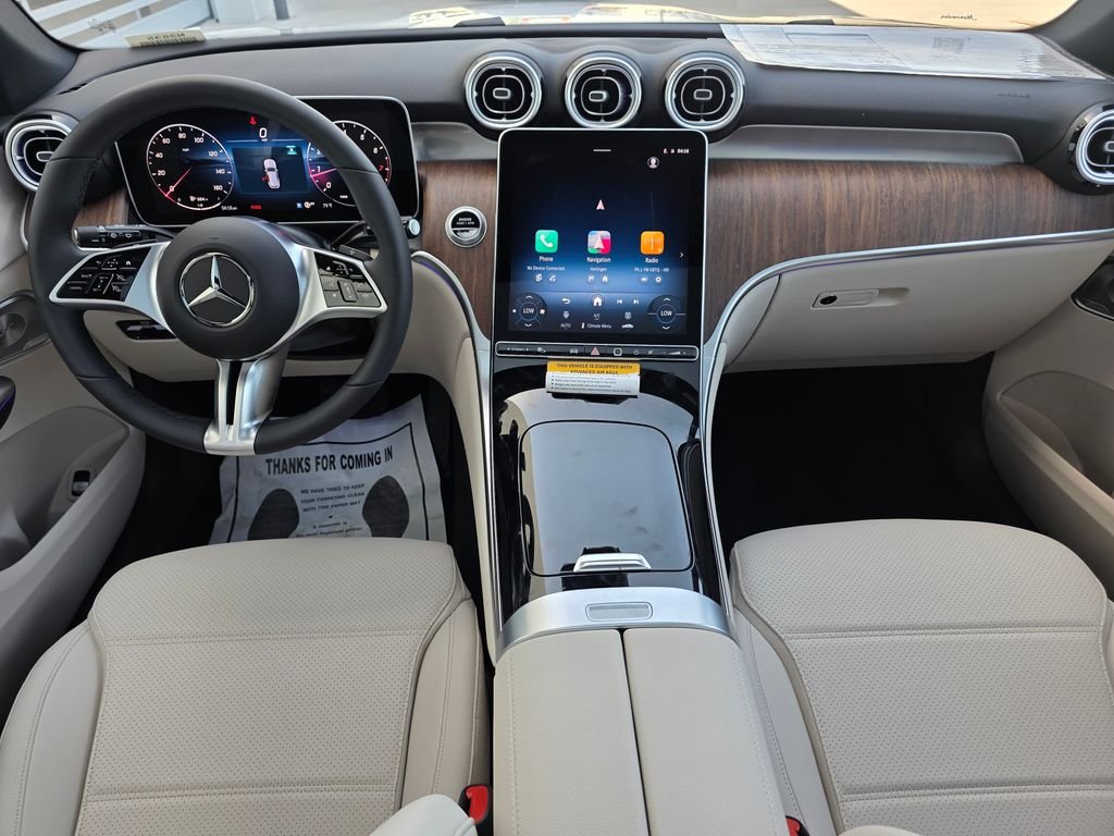 New 2026 Polar White Mercedes-Benz GLC 300 image 21