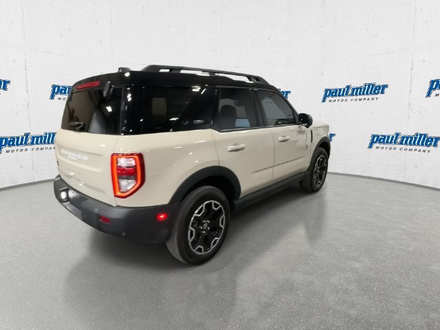 Certified Used 2025 Beige Ford Outer Banks image 11