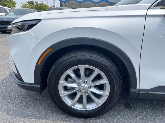 Certified Used 2025 White Honda EX image 21