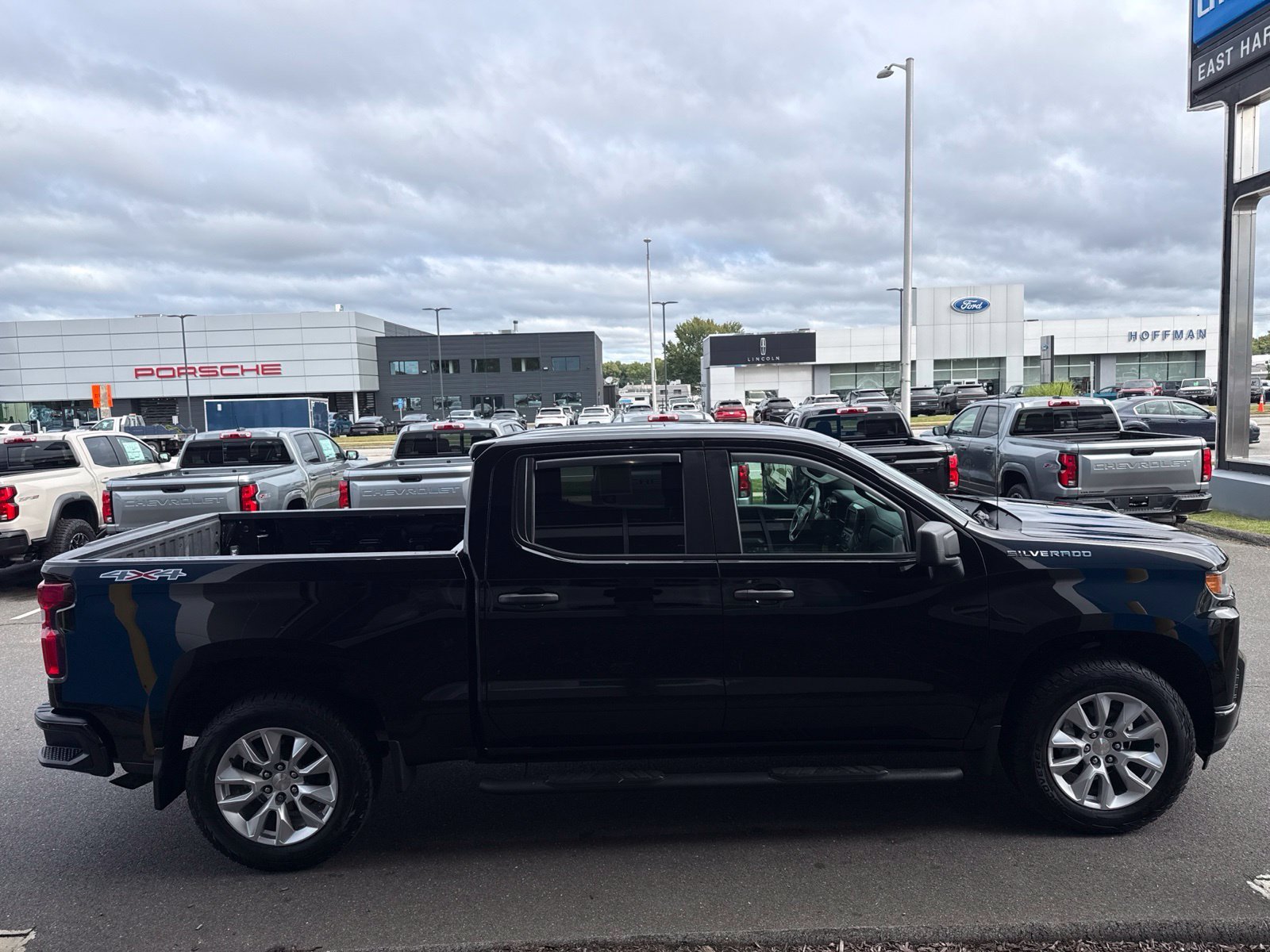 Used 2021 BLACK Chevrolet Custom image 5