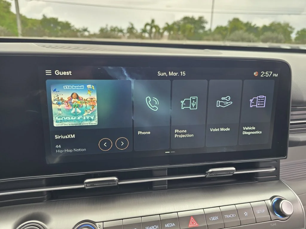 New 2027 Green Hyundai SEL Premium image 21