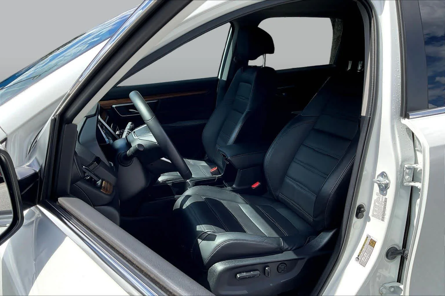 Used 2022 Platinum White Pearl Honda EX-L image 8