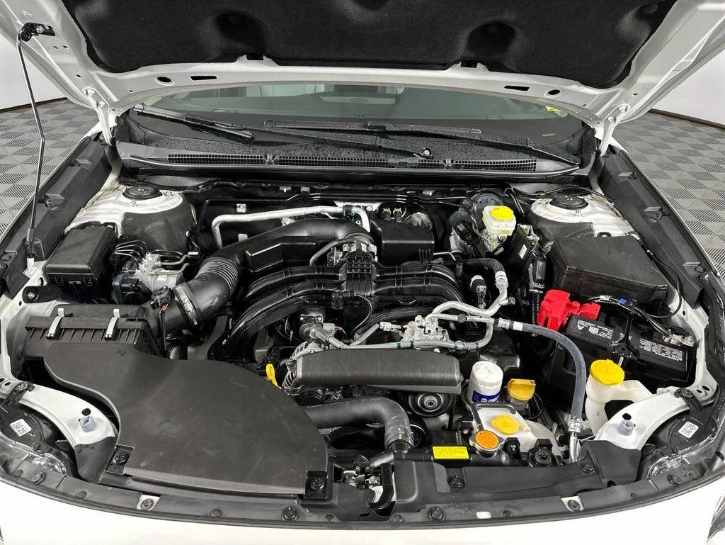 Used 2025 Crystal White Pearl Subaru Premium image 4