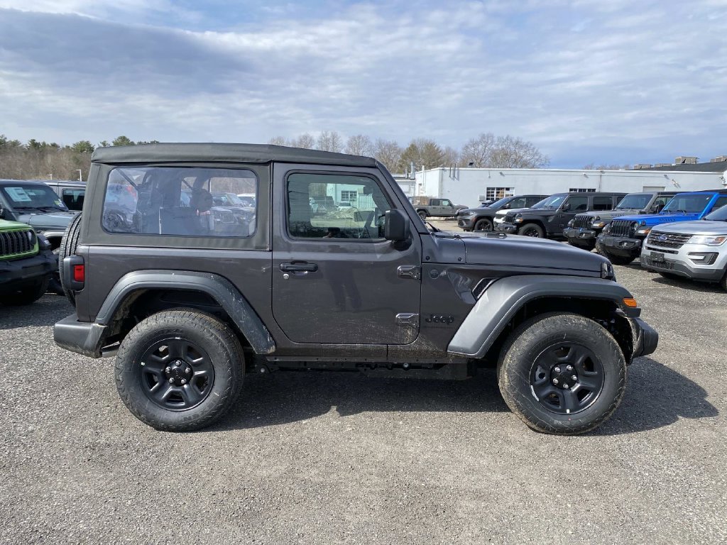 New 2026 Granite Crystal Metallic Clear-Coat Exterior Paint Jeep Sport image 2