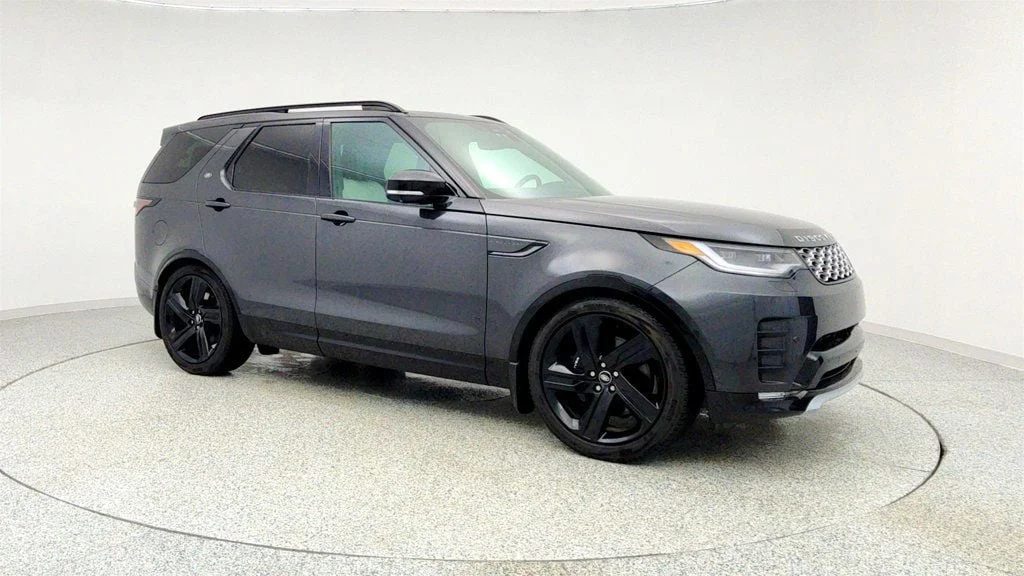 Used 2024 Carpathian Grey Premium Metallic Land Rover P360 Metropolitan Edition w/ Tech., Towing & Cold Climate Pkgs image 3