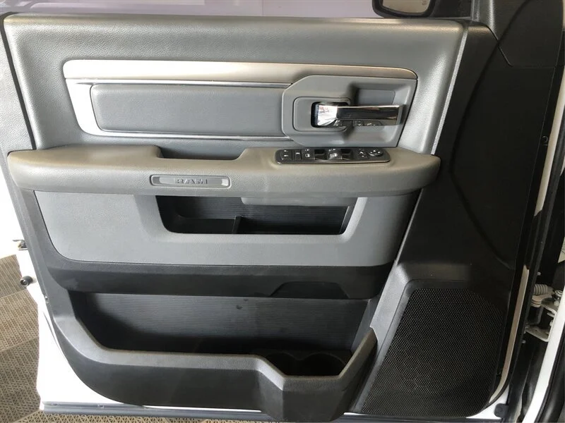 Used 2019 Bright White Clearcoat Ram Big Horn image 16