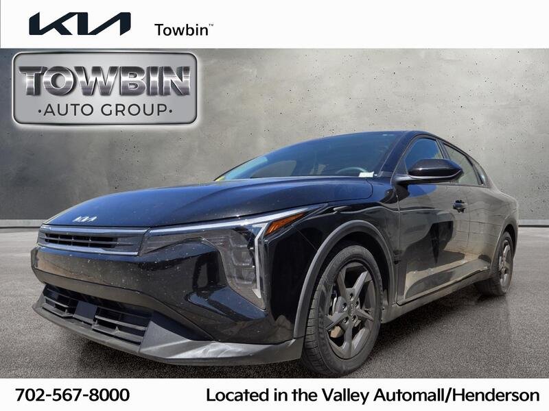 2025 Kia K4 LXS AT's photo