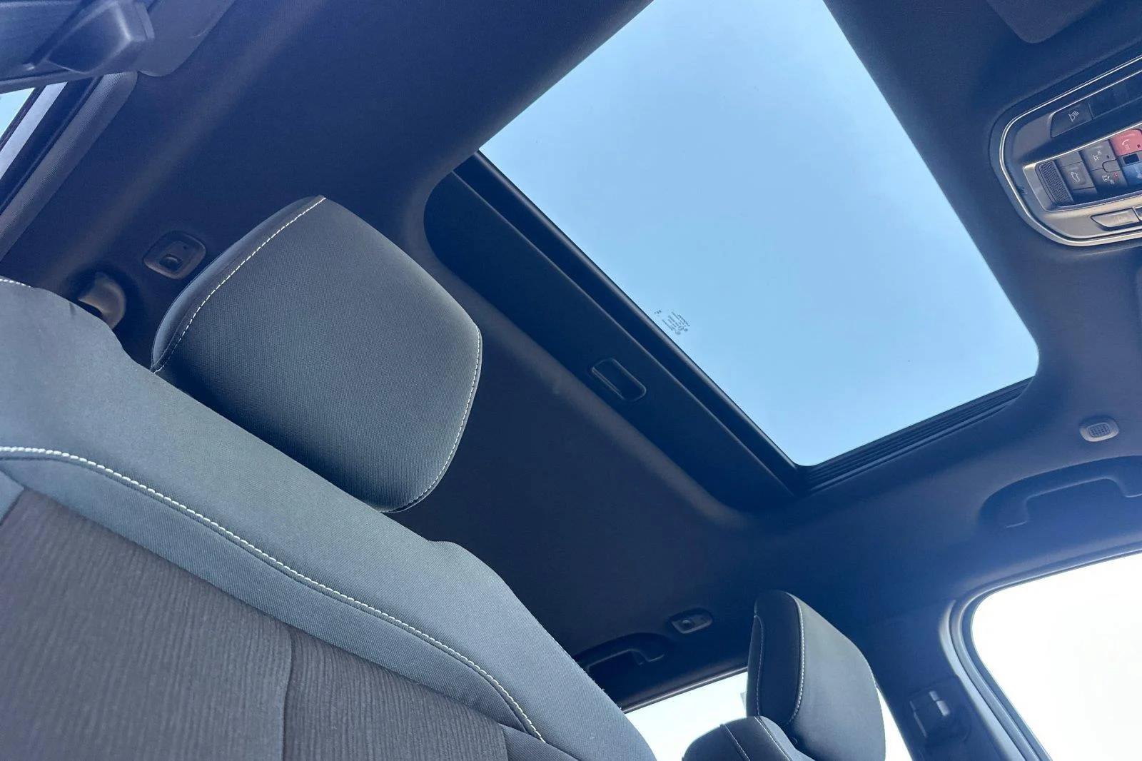 2025 Jeep Grand Cherokee Laredo - Photo 16
