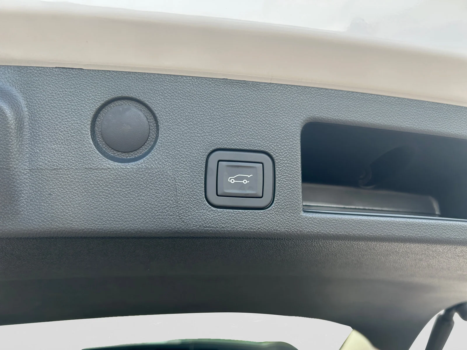 New 2027 Summit White GMC AWD Denali image 11