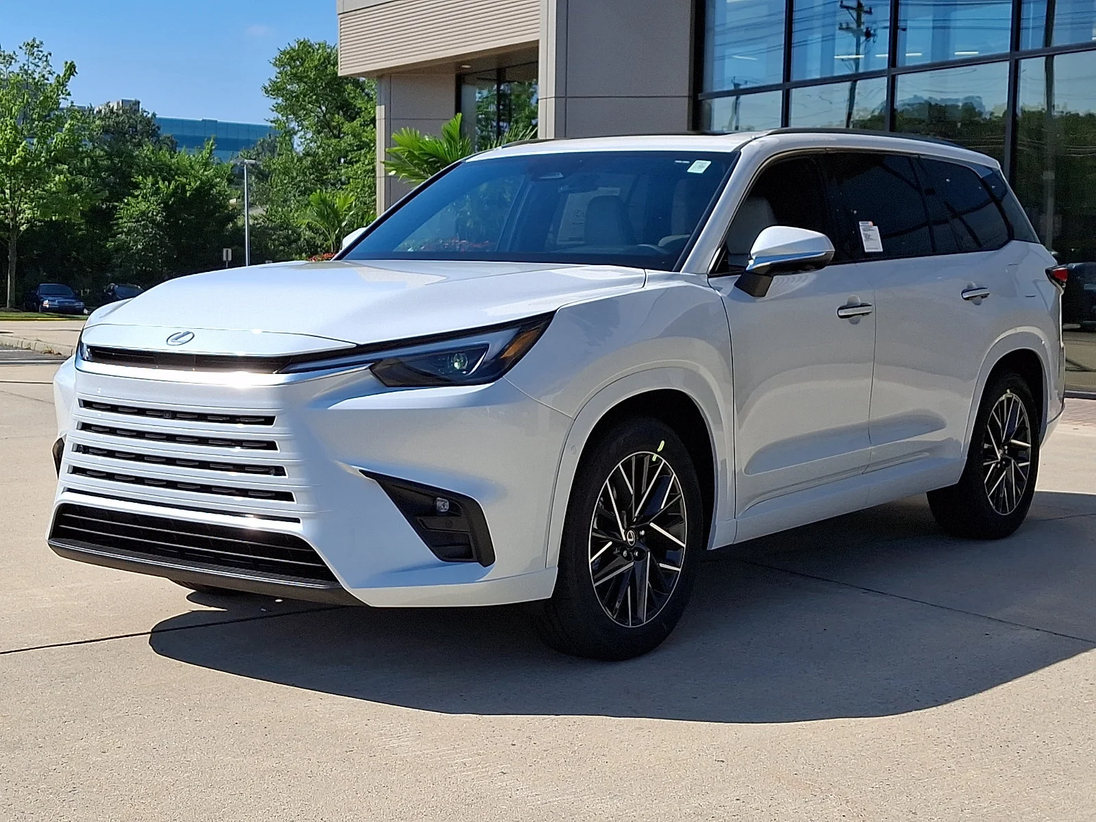 New 2026 Wind Chill Pearl Lexus  image 2