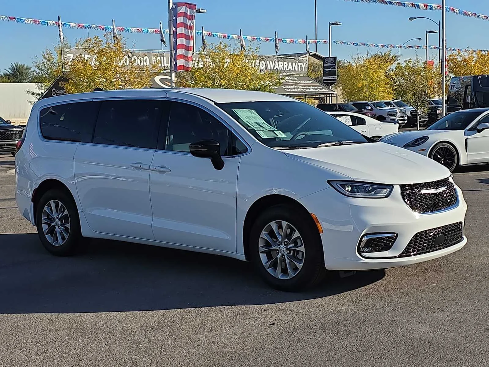 New 2026 Bright White Clear-Coat Exterior Paint Chrysler Select image 2