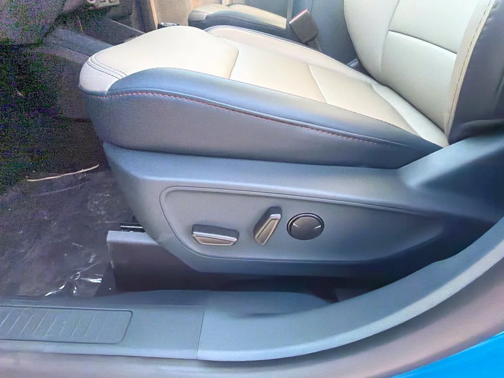 New 2026 Blue Ford Lariat image 28