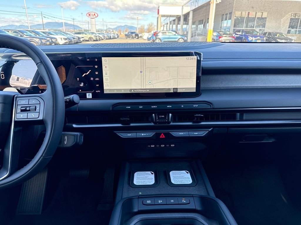 New 2027 Black Jade Green Kia X-Line EX image 23