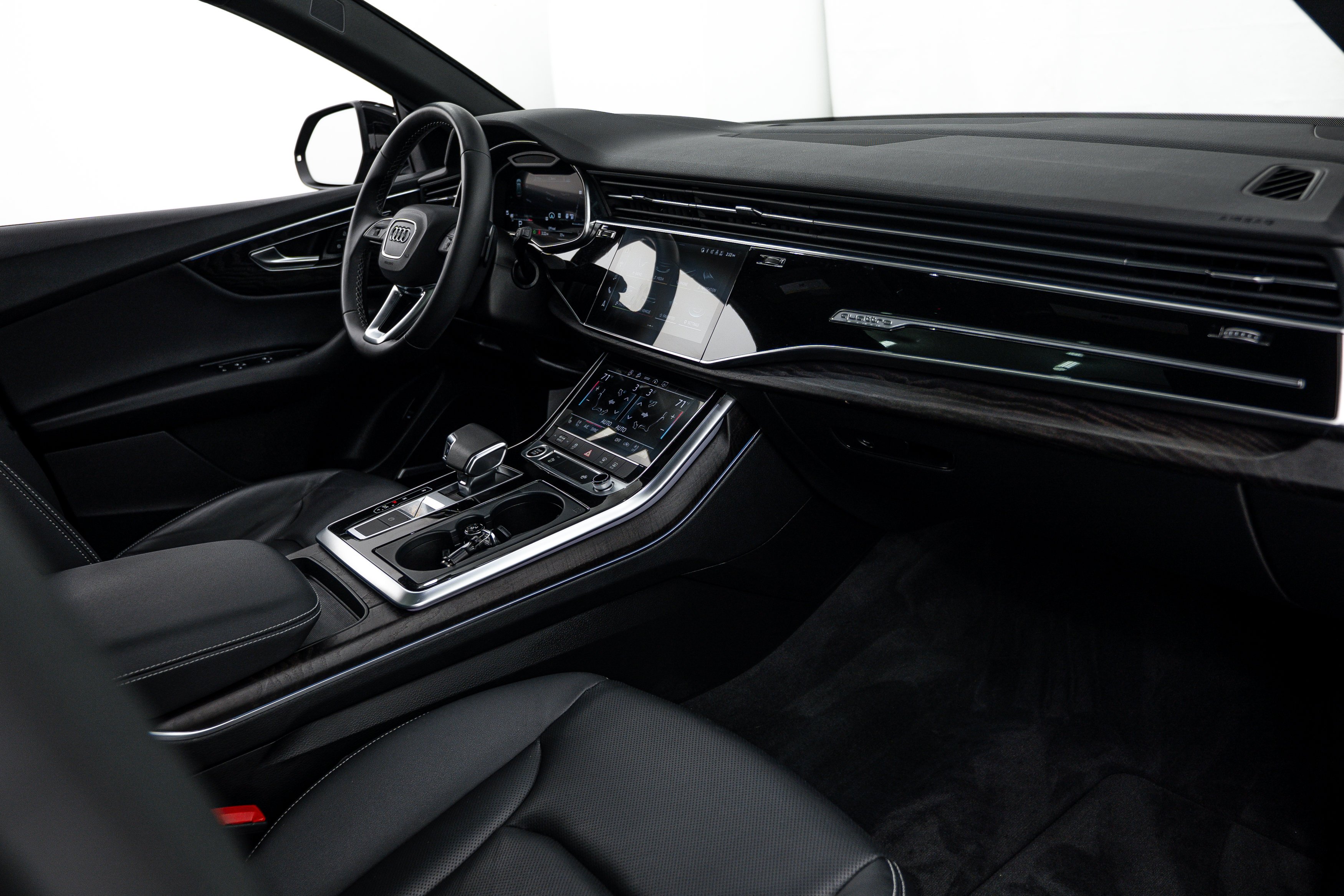 Certified Used 2022 Mythos Black Metallic Audi Premium Plus image 8