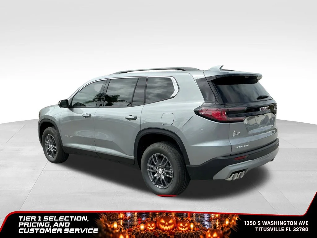 New 2026 Sterling Metallic GMC Elevation image 4