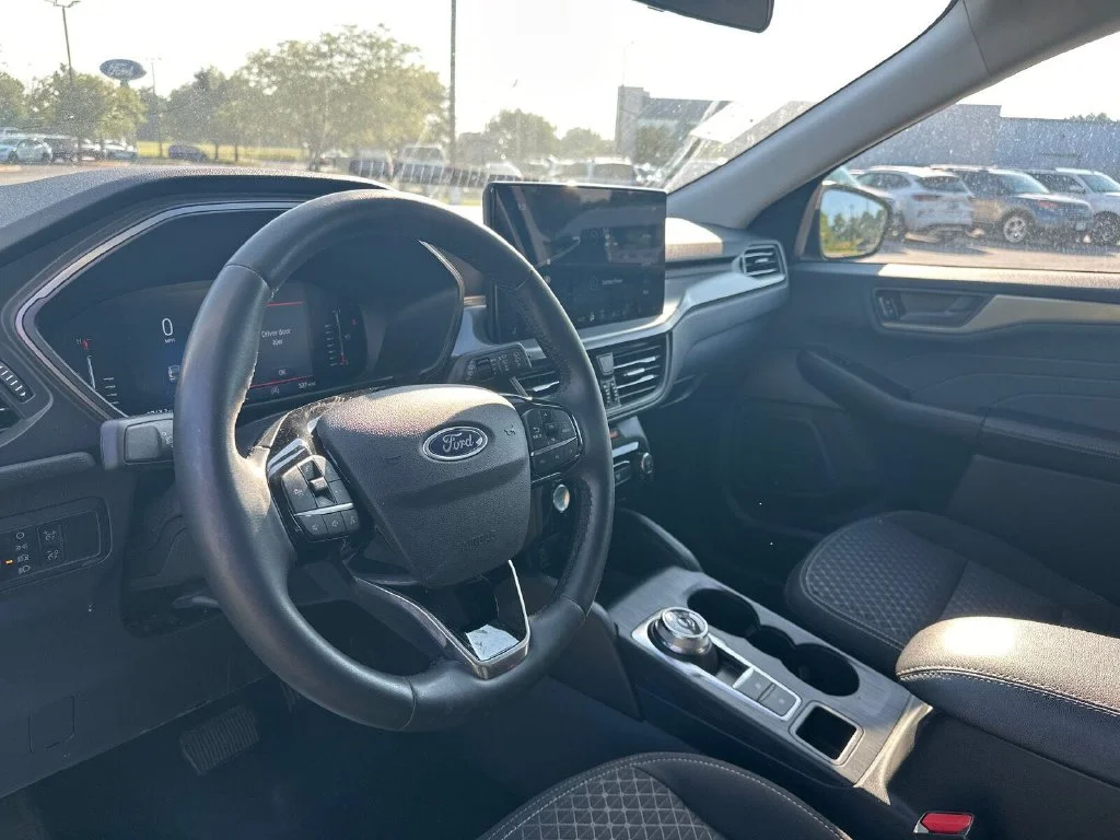 Used 2024 Black Ford Active image 13