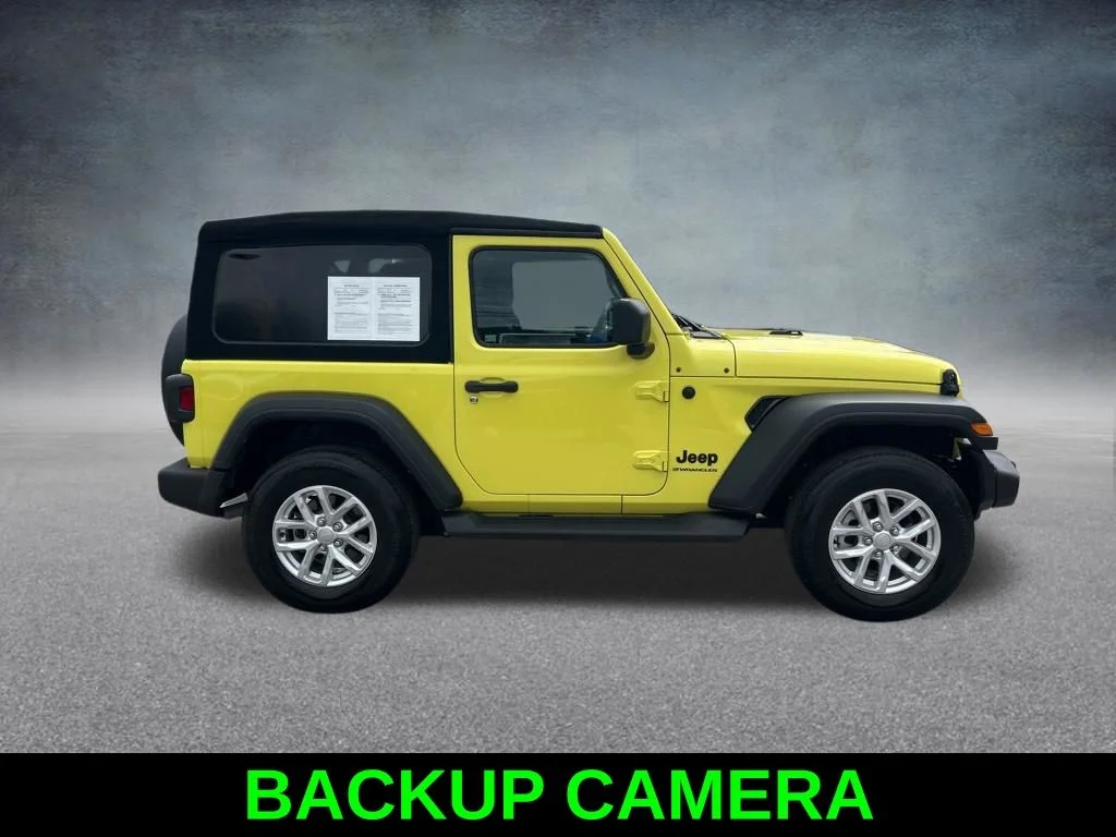 Used 2023 Yellow Jeep Sport S image 4