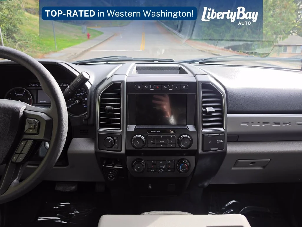Used 2022 White Ford XLT image 14