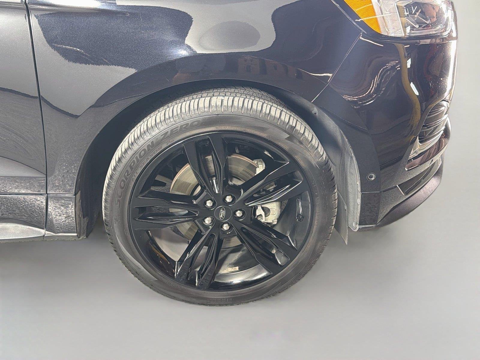 Used 2019 Agate Black Ford ST image 14