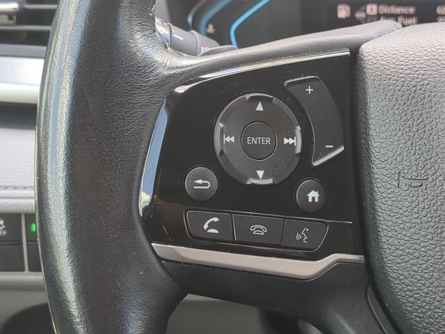 Used 2018 Silver Honda EX-L image 31