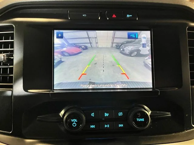 Used 2023 Silver Ford XLT image 15