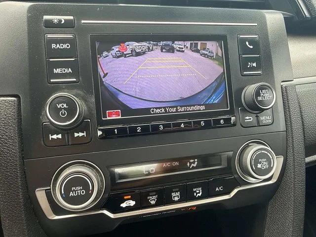 Used 2017  Honda LX image 24