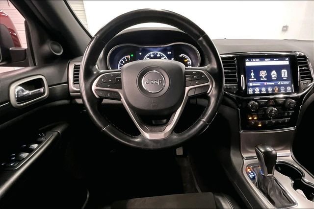 Used 2020 Velvet Red Pearlcoat Jeep Altitude image 6