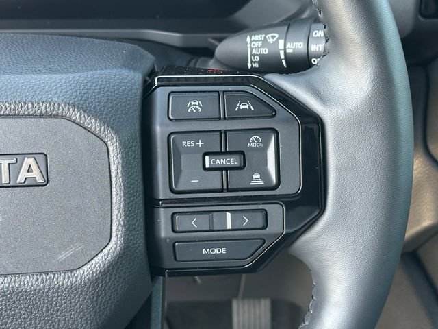 Used 2025 White Toyota 1958 image 15