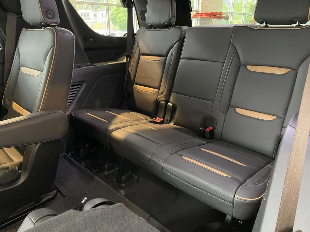 Used 2023 Onyx Black GMC AT4 image 18